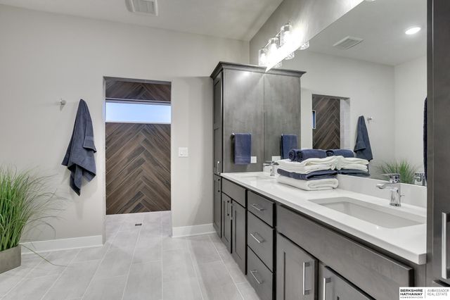 3111 S 209th Street, Elkhorn, NE 68022