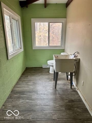 564 N Us Highway 231, Greencastle, IN 46135