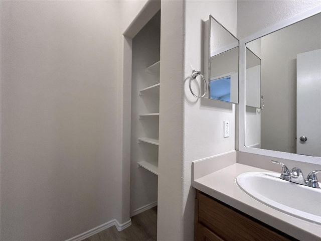 24522 Lakecrest Village Drive, Katy, TX 77493