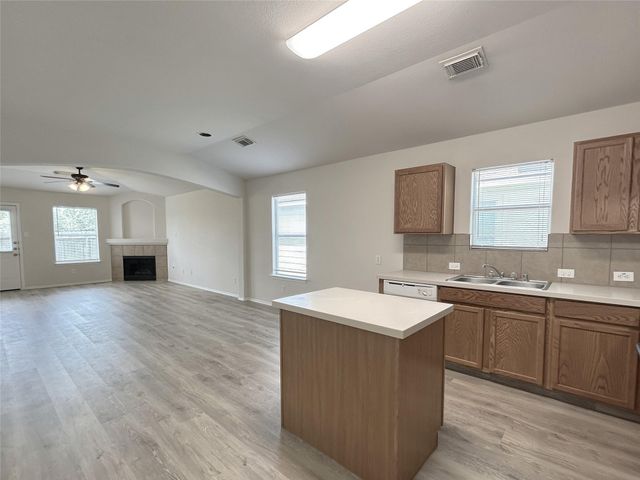 24522 Lakecrest Village Drive, Katy, TX 77493