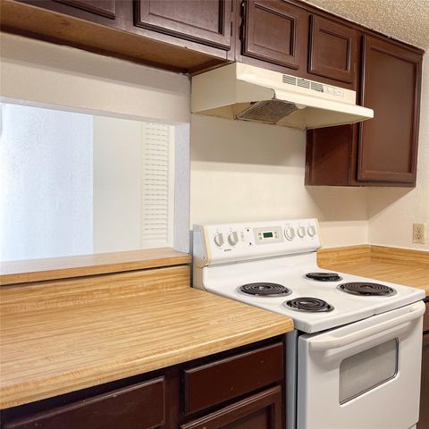 9495 Pagewood Lane 9495, Houston, TX 77063