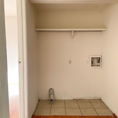 9495 Pagewood Lane 9495, Houston, TX 77063