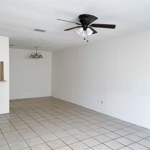 9495 Pagewood Lane 9495, Houston, TX 77063