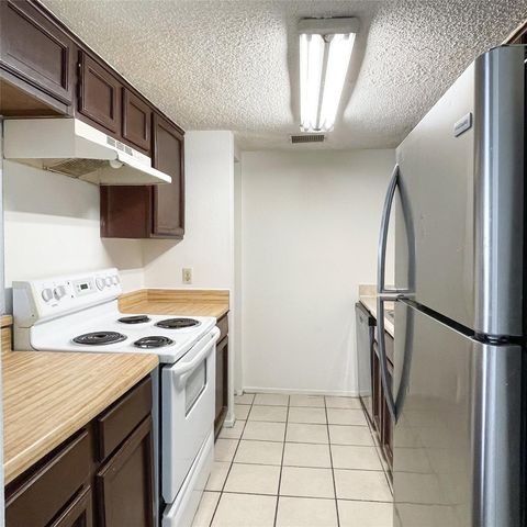 9495 Pagewood Lane 9495, Houston, TX 77063