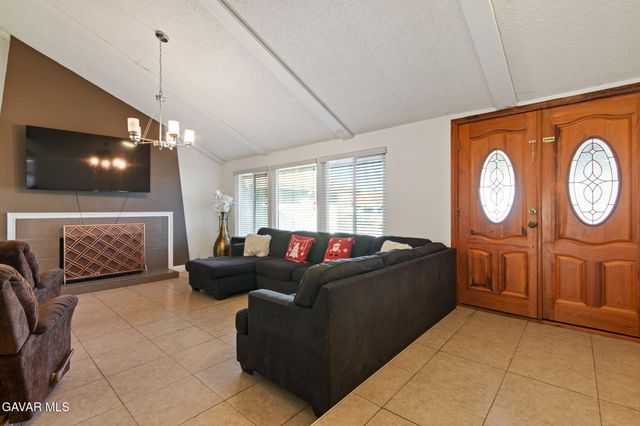 44633 Calston Avenue, Lancaster, CA 93535