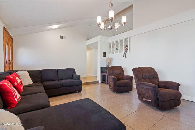 44633 Calston Avenue, Lancaster, CA 93535