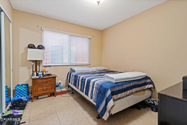 44633 Calston Avenue, Lancaster, CA 93535