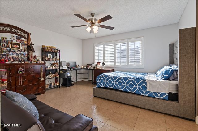 44633 Calston Avenue, Lancaster, CA 93535