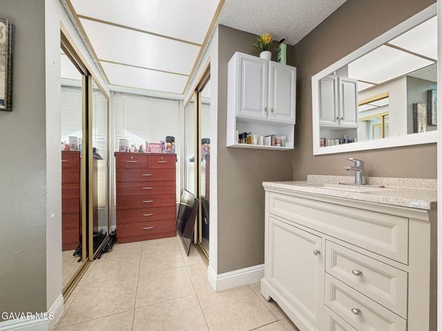 44633 Calston Avenue, Lancaster, CA 93535