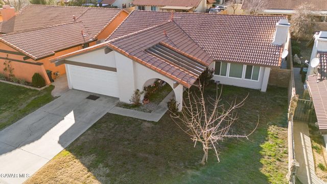 44633 Calston Avenue, Lancaster, CA 93535