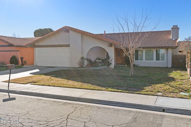 44633 Calston Avenue, Lancaster, CA 93535