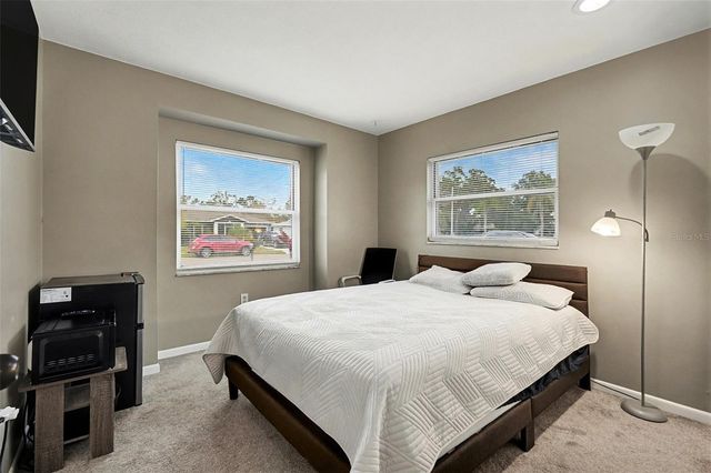 611 HUNTINGTON STREET, Brandon, FL 33511