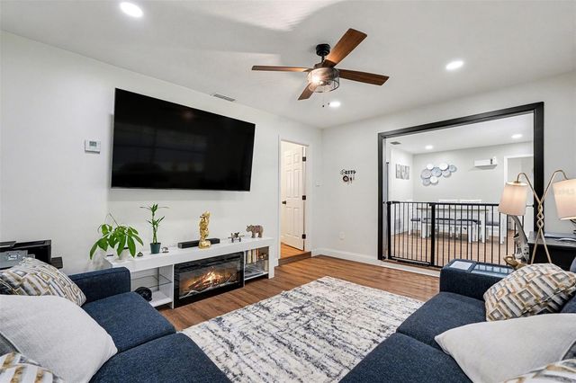 611 HUNTINGTON STREET, Brandon, FL 33511