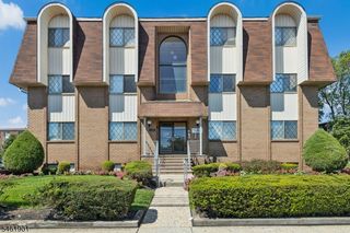 1150 W St George B22 B22, Linden City, NJ 07036