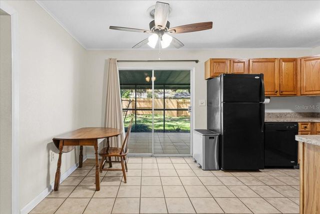 220 SE 71ST STREET, Gainesville, FL 32641