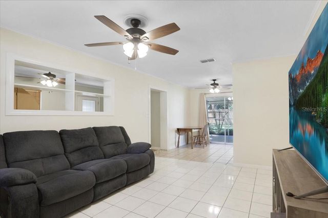 220 SE 71ST STREET, Gainesville, FL 32641