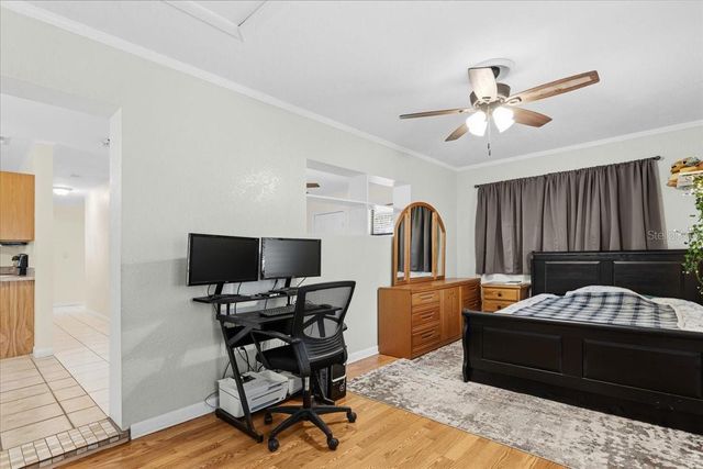 220 SE 71ST STREET, Gainesville, FL 32641