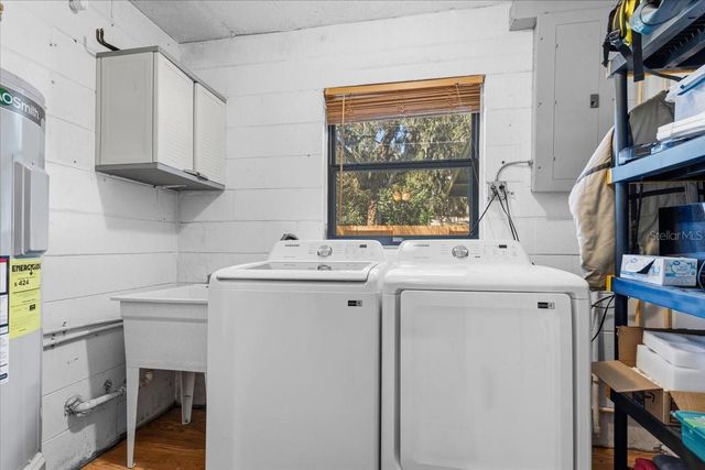 220 SE 71ST STREET, Gainesville, FL 32641