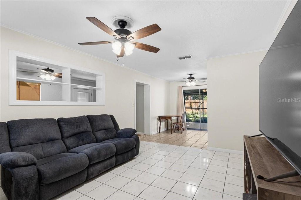 Image 15 of property listing at 220 SE 71ST STREET, Gainesville, FL 32641