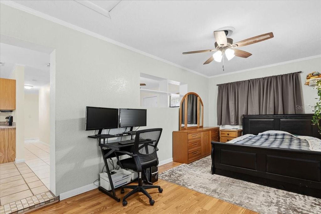 Image 21 of property listing at 220 SE 71ST STREET, Gainesville, FL 32641