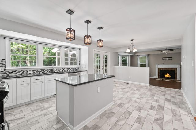 3020 Plaza Place, Raleigh, NC 27612