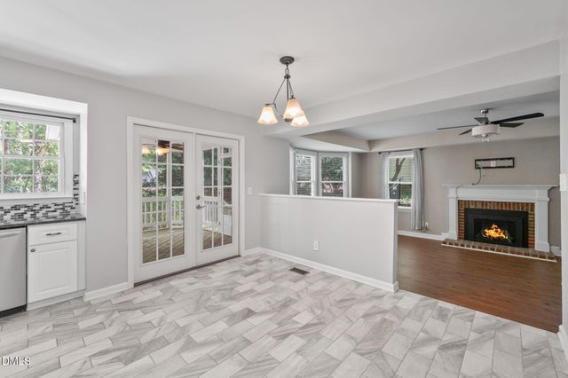 3020 Plaza Place, Raleigh, NC 27612