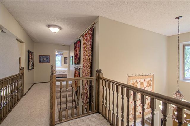 1144 Camelot Drive, Liberty, MO 64068