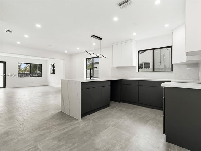 4451 SW 21st St, West Park, FL 33023