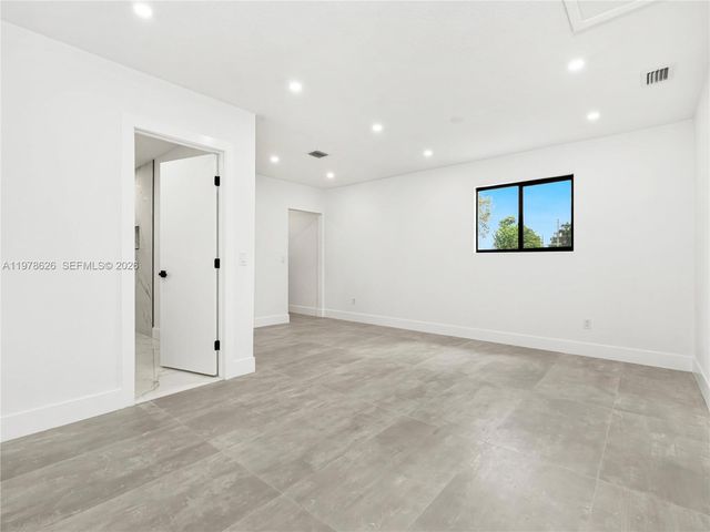 4451 SW 21st St, West Park, FL 33023