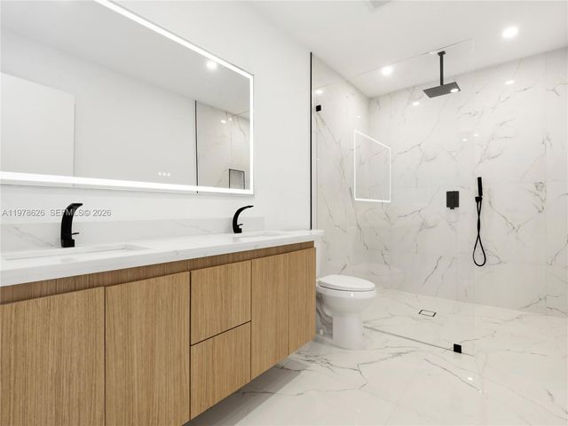 4451 SW 21st St, West Park, FL 33023