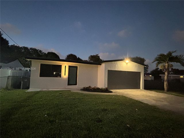 4451 SW 21st St, West Park, FL 33023