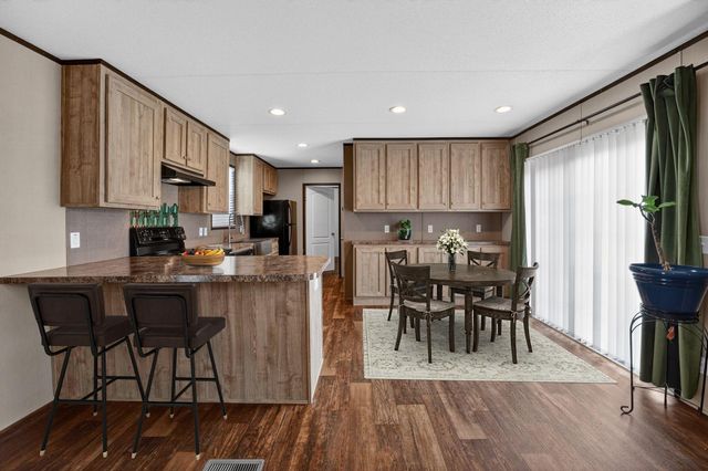 16 Fourth Street ST, Maxwell, TX 78656