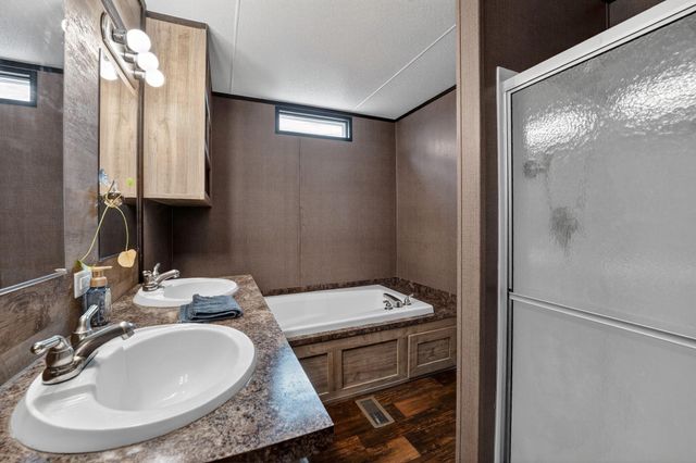 16 Fourth Street ST, Maxwell, TX 78656