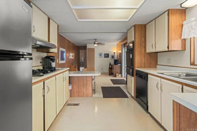 1286 Discovery 82, San Marcos, CA 92078