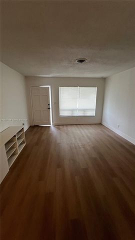 4177 NW 52nd Avenue, Lauderdale Lakes, FL 33319