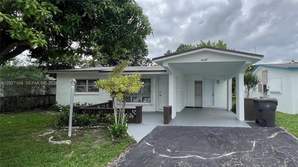 4177 NW 52nd Avenue, Lauderdale Lakes, FL 33319