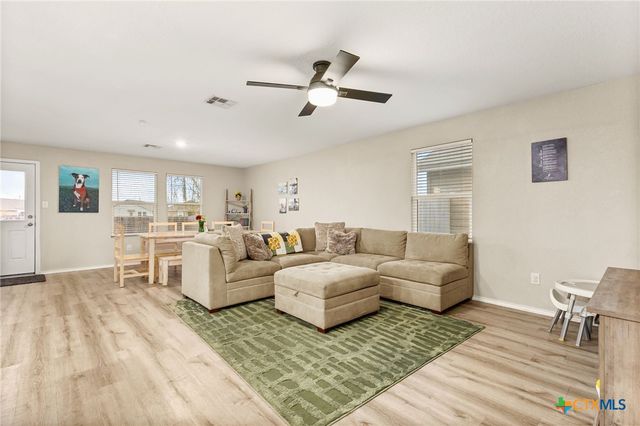 2921 Green Finch, New Braunfels, TX 78130