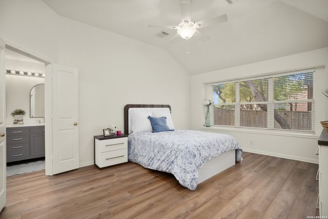 817 Emerald Bay, San Antonio, TX 78260