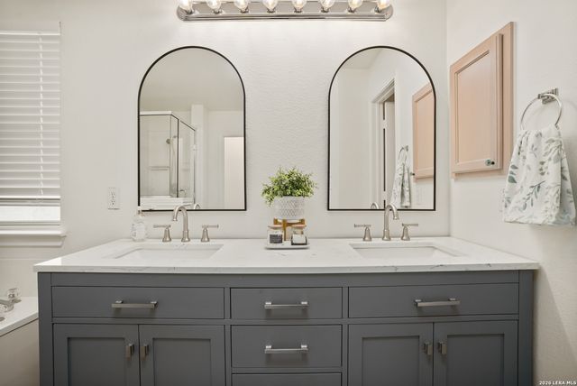 817 Emerald Bay, San Antonio, TX 78260