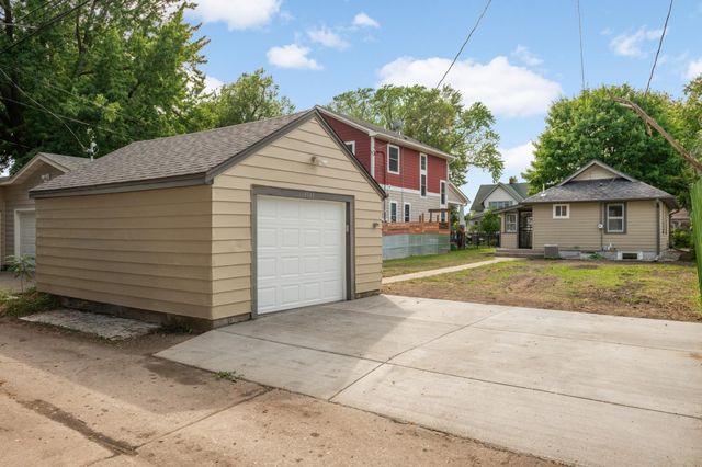 3733 25th Avenue S, Minneapolis, MN 55406