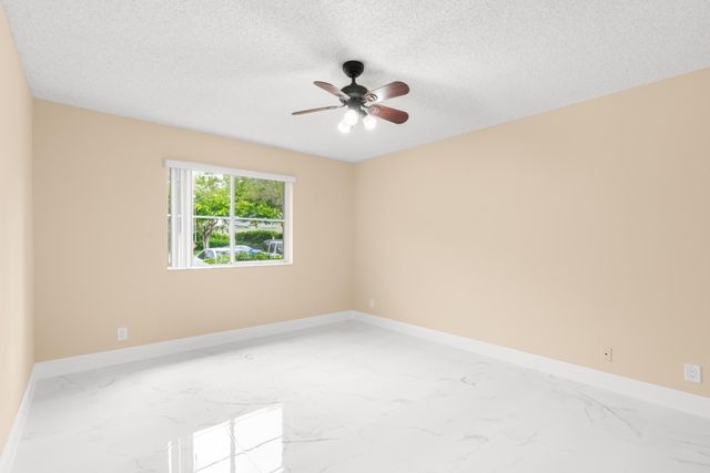 9855 Westview Drive 714, Coral Springs, FL 33076