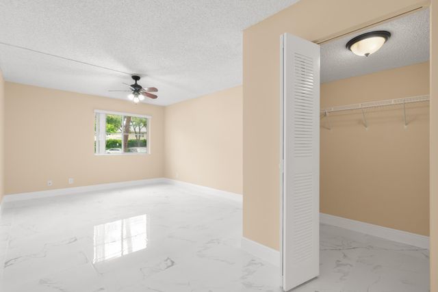 9855 Westview Drive 714, Coral Springs, FL 33076