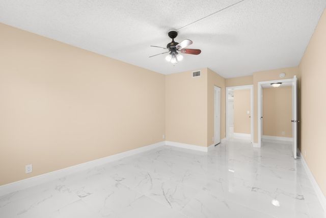 9855 Westview Drive 714, Coral Springs, FL 33076