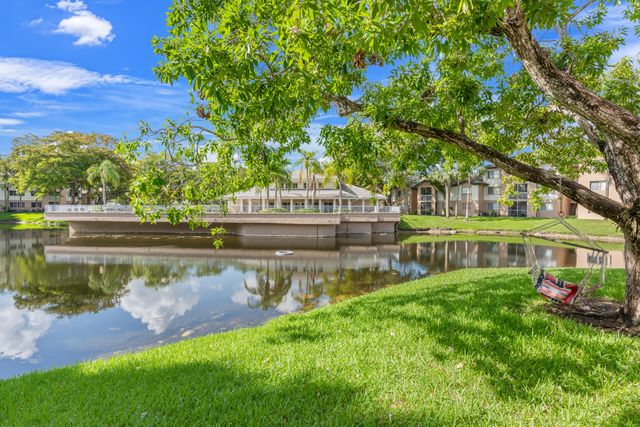 9855 Westview Drive 714, Coral Springs, FL 33076