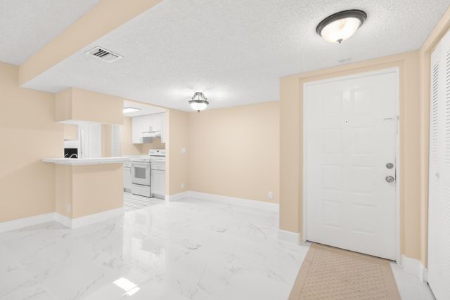9855 Westview Drive 714, Coral Springs, FL 33076