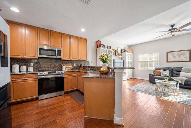 261 SW 6th Place, Pompano Beach, FL 33060