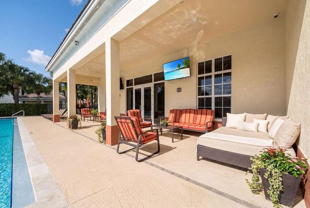 261 SW 6th Place, Pompano Beach, FL 33060