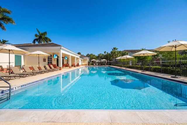 261 SW 6th Place, Pompano Beach, FL 33060