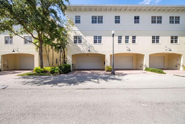 261 SW 6th Place, Pompano Beach, FL 33060