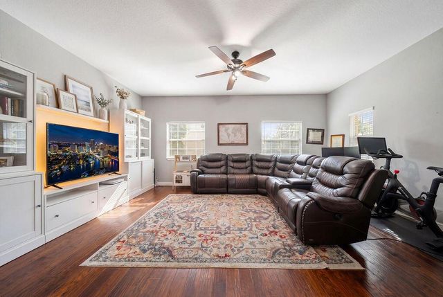 261 SW 6th Place, Pompano Beach, FL 33060